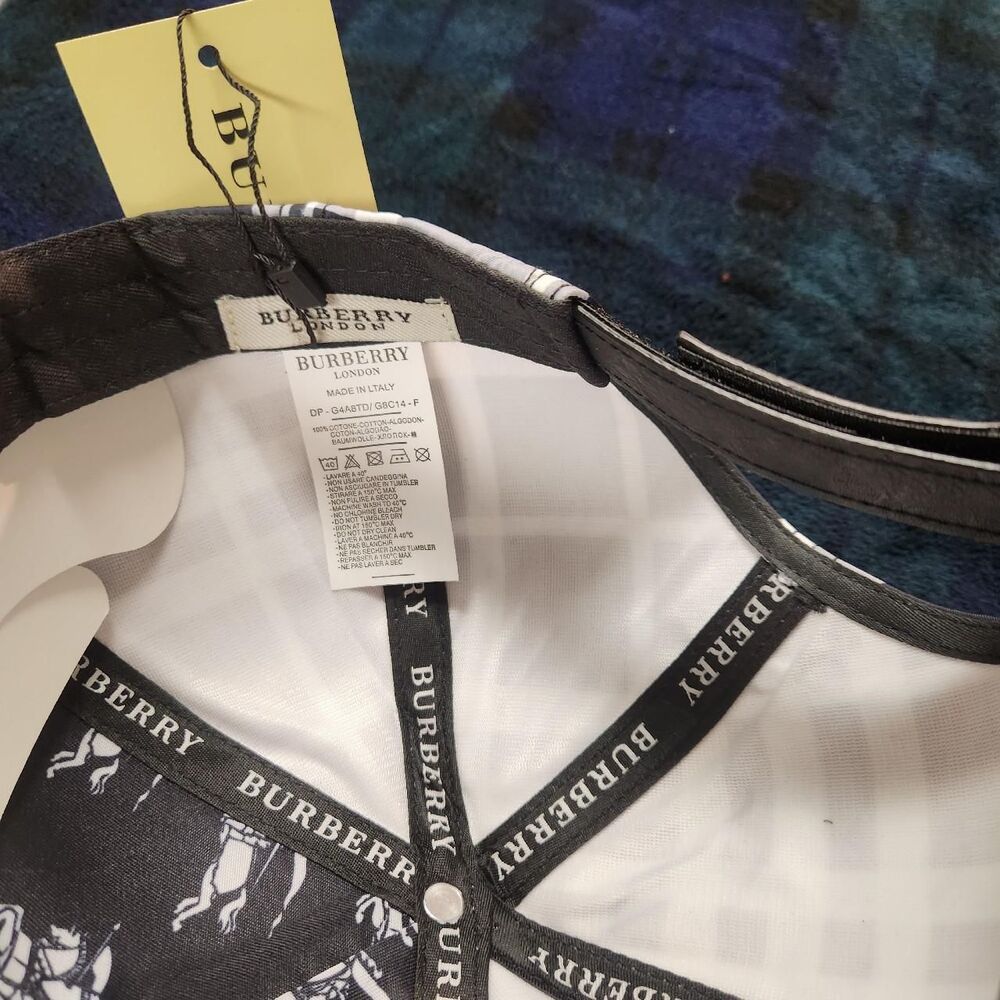 Burberry Black Nova Check Cap - Picture 4 of 8